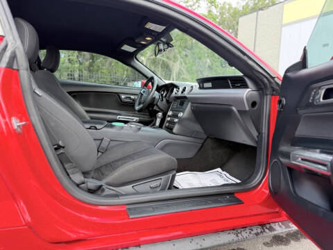 2016 Ford Mustang EcoBoost Premium