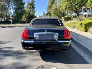 2006 Lincoln Town Car for sale at Evans Auto Brokerage & Sales in Thousand Oaks, CA