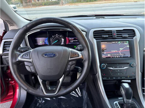2013 Ford Fusion Hybrid SE