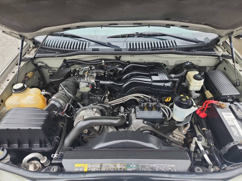 2005 Ford Explorer XLT