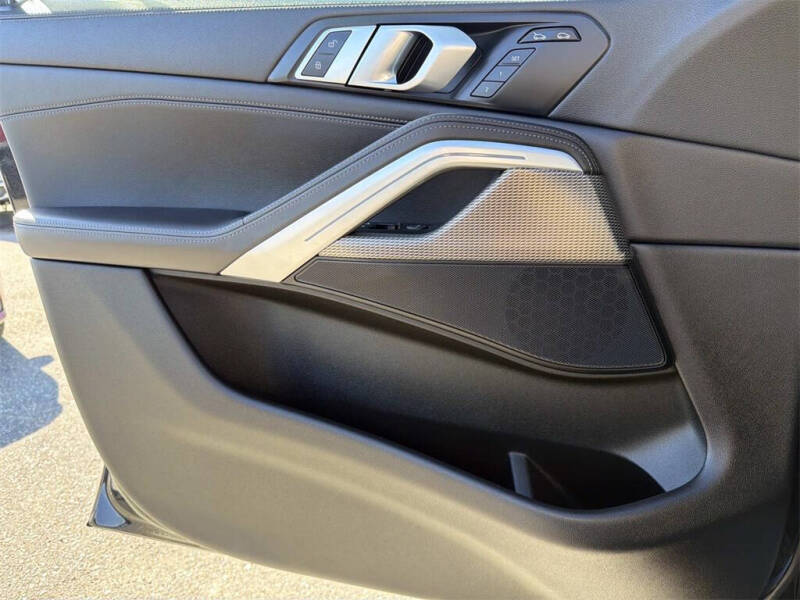 2021 BMW X6 xDrive40i