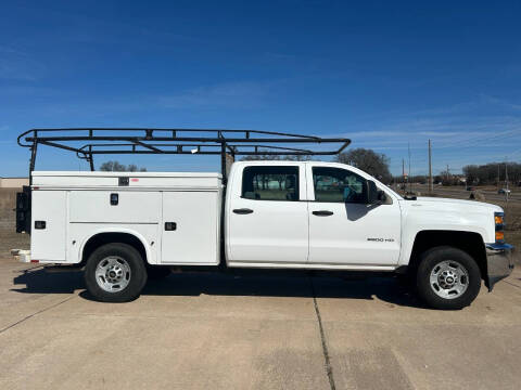 2015 Chevrolet Silverado 2500HD for sale at MANGUM AUTO SALES in Duncan OK