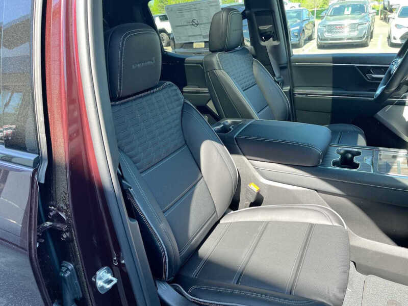 2025 GMC Sierra EV Denali