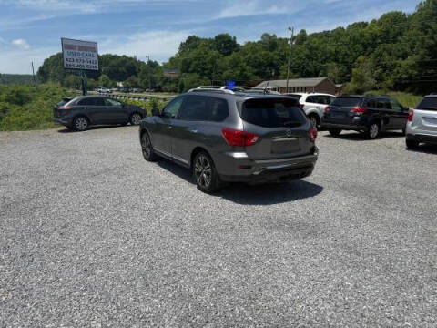 2017 Nissan Pathfinder SV