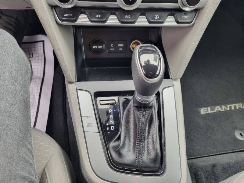 2020 Hyundai Elantra