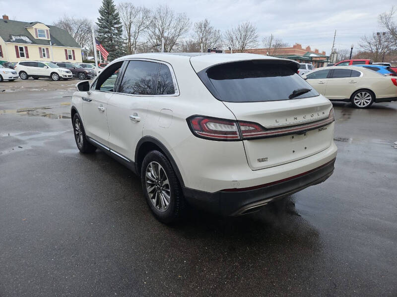 2020 Lincoln Nautilus Reserve