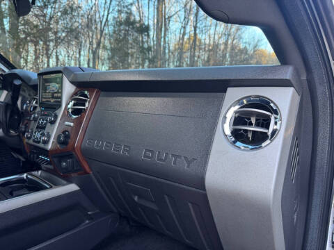 2014 Ford F-350 Super Duty Lariat