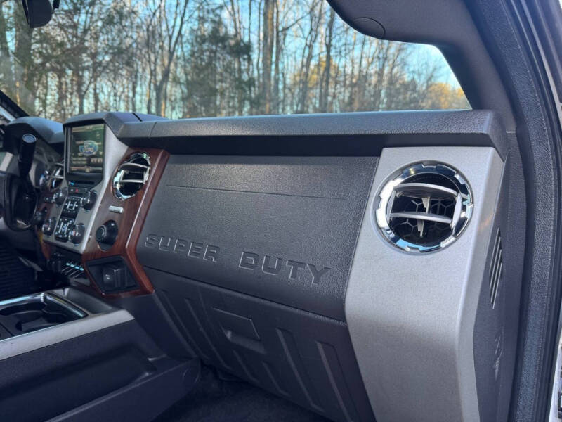 2014 Ford F-350 Super Duty Lariat