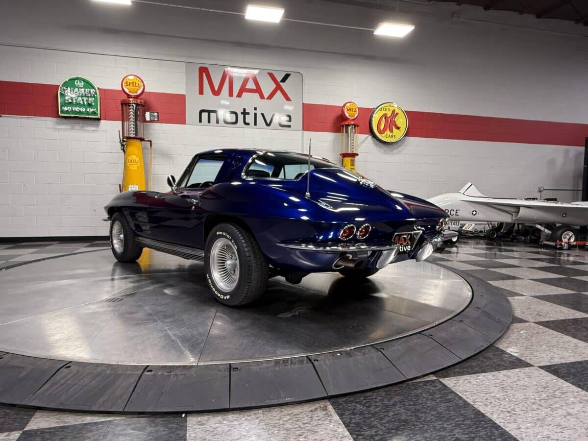 1964 Chevrolet Corvette 9