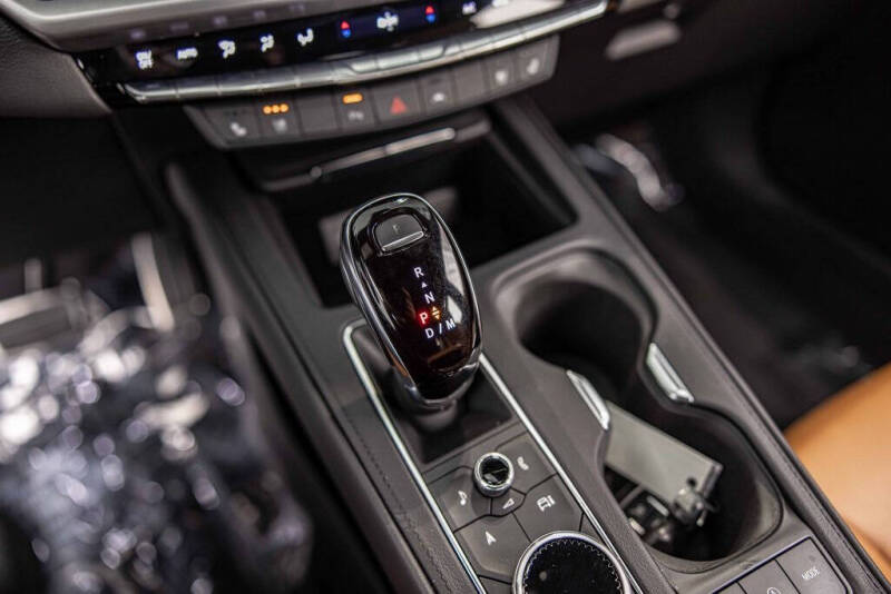 2024 Cadillac XT4 Sport