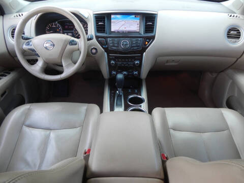 2014 Nissan Pathfinder SL