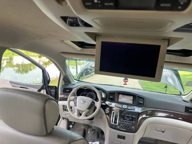2012 Nissan Quest