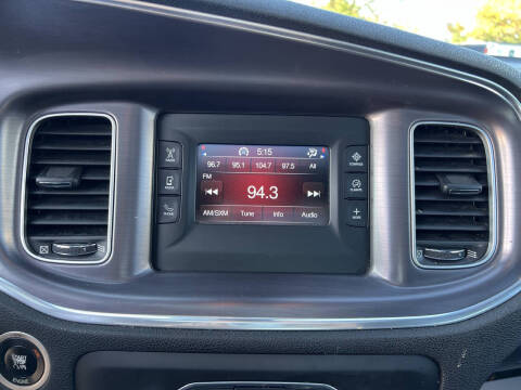 2015 Dodge Charger SE