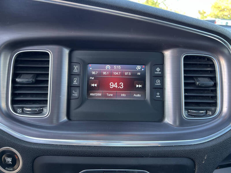 2015 Dodge Charger SE