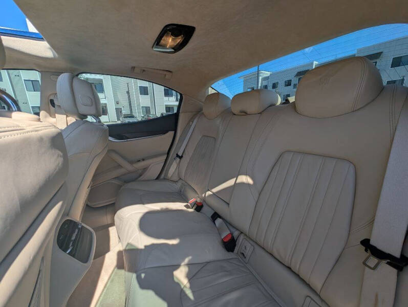 2014 Maserati Ghibli S Q4