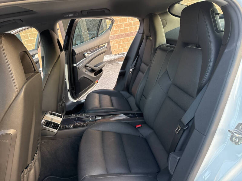 2015 Porsche Panamera 4S