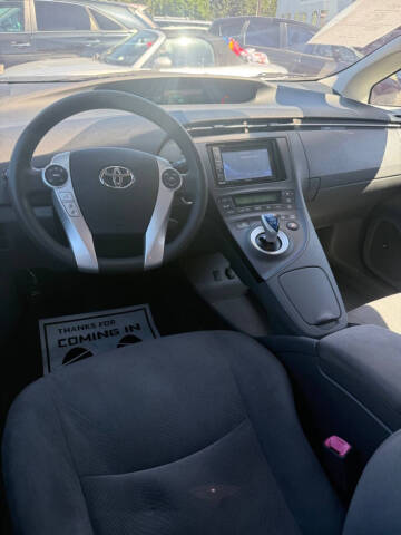 2010 Toyota Prius II