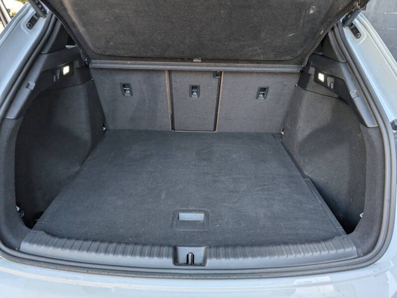 2023 Audi Q4 e-tron quattro Premium Plus 50