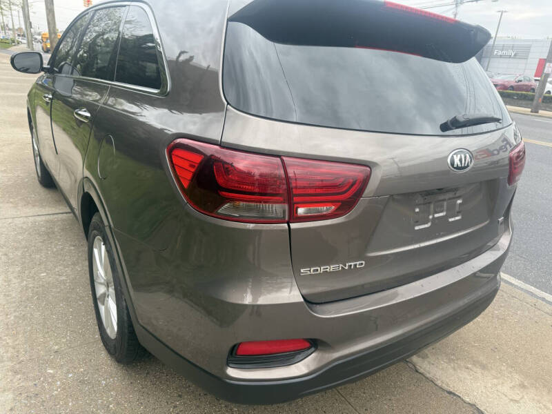 2019 Kia Sorento LX