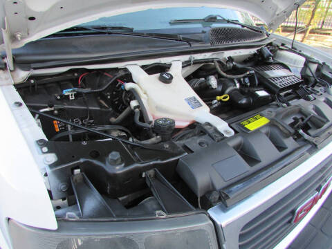 2018 GMC Savana 2500