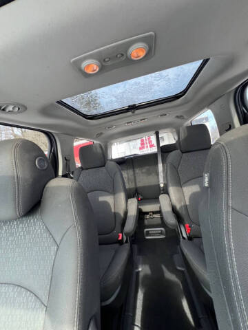 2014 GMC Acadia SLE-2