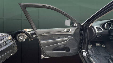 2012 Jeep Grand Cherokee SRT8