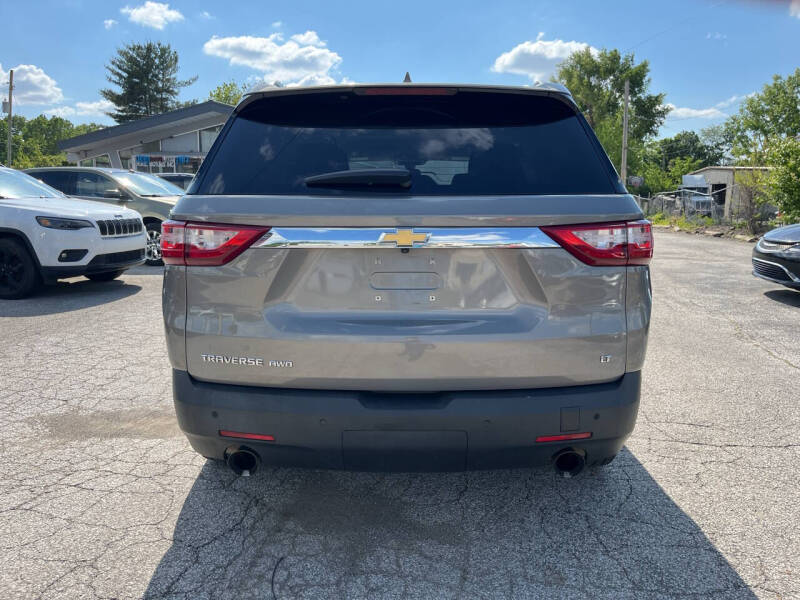 2018 Chevrolet Traverse LT Cloth