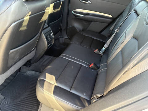 2020 Cadillac XT4 Premium Luxury