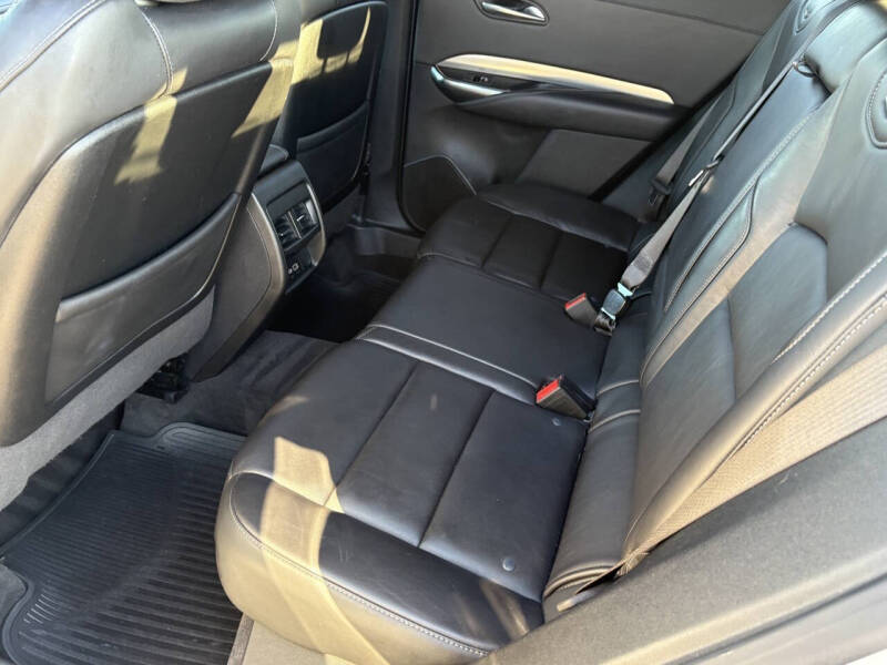 2020 Cadillac XT4 Premium Luxury