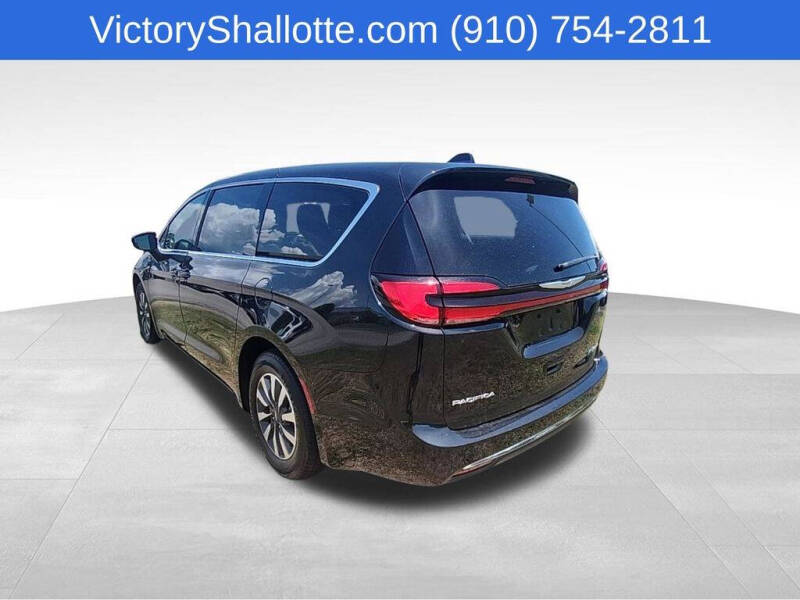 2024 Chrysler Pacifica Plug-In Hybrid Select