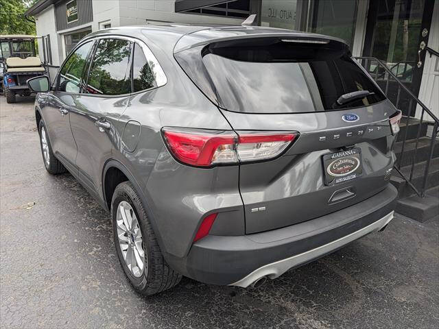 2022 Ford Escape SE