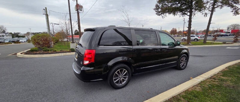 2017 Dodge Grand Caravan SXT
