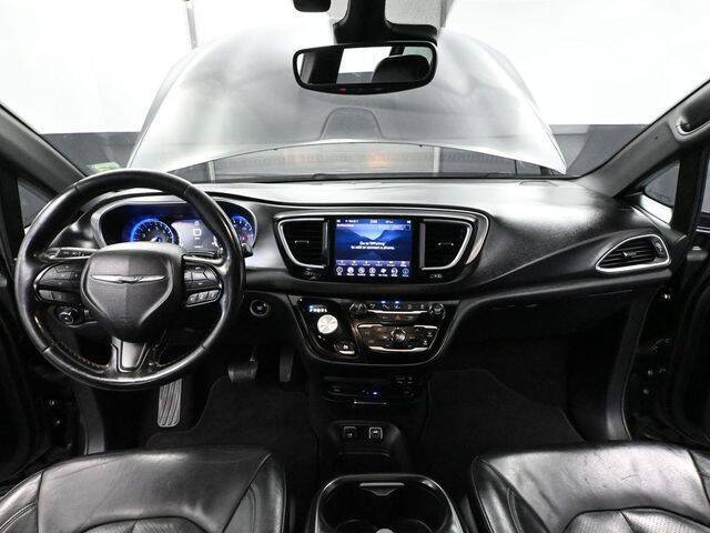 2019 Chrysler Pacifica Touring L Plus