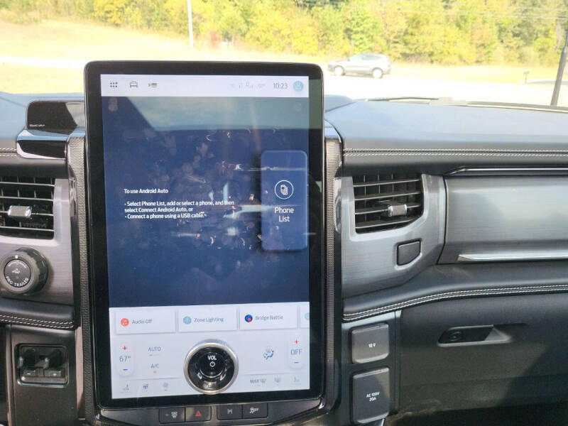 2023 Ford F-150 Lightning Platinum