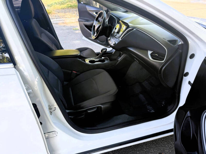 2022 Chevrolet Malibu RS