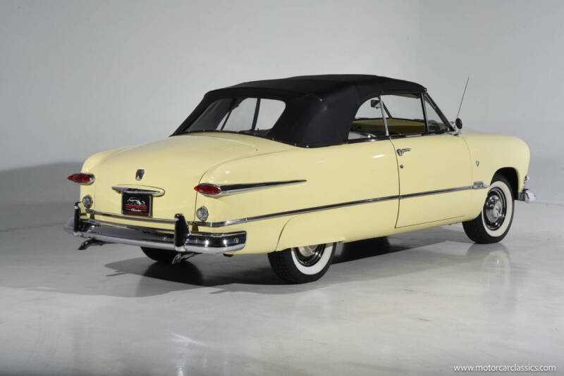 1951 Ford Deluxe