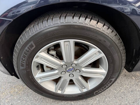 2016 Volvo XC60 T6 Drive-E