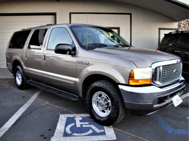 2000 Ford Excursion for sale at DriveTime Plaza in Roseville CA