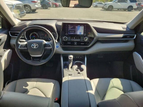 2021 Toyota Highlander Hybrid XLE