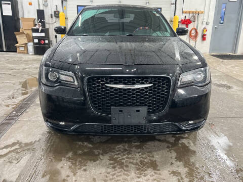 2017 Chrysler 300