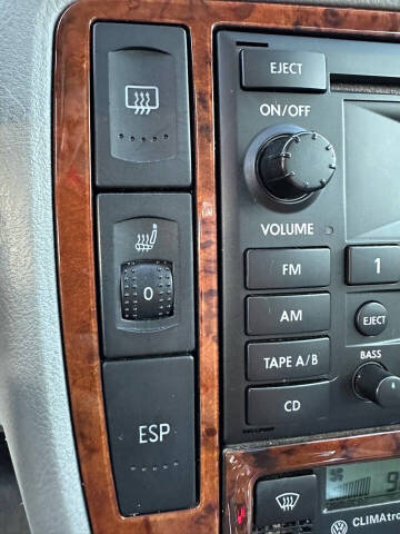 2004 Volkswagen Passat GLX