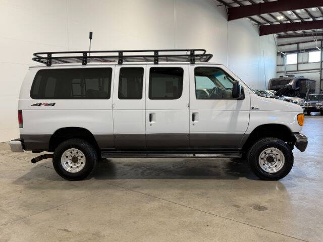 2006 Ford E-Series E-350 SD Chateau