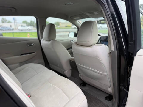 2011 Nissan LEAF SL