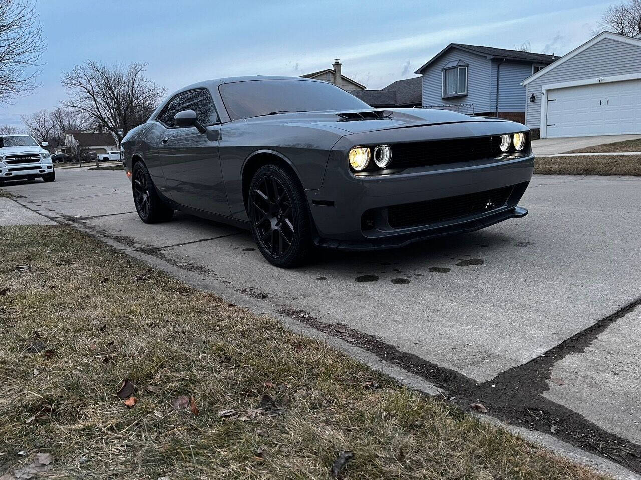 2019 Dodge Challenger for sale at ZAKS AUTO INC in Detroit, MI