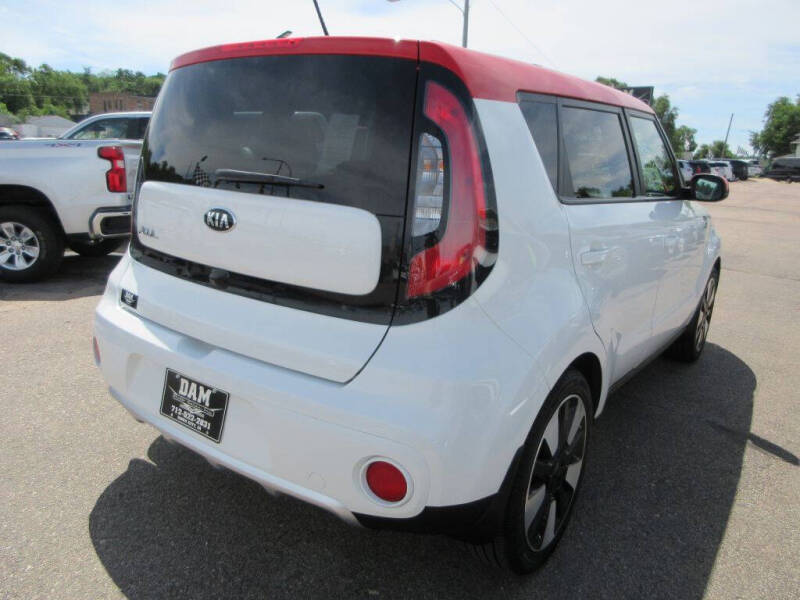2017 Kia Soul +