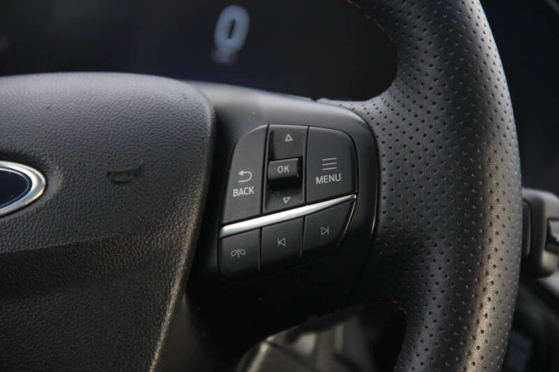 2025 Ford Escape ST-Line Select