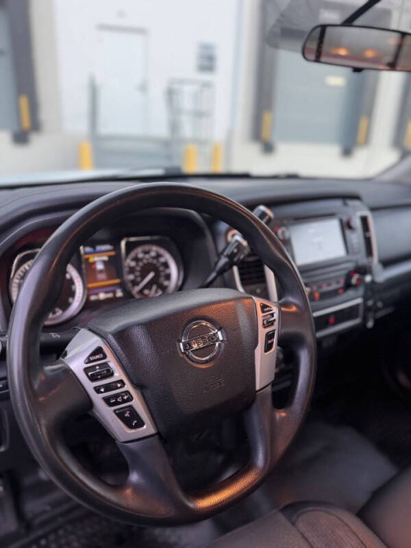 2019 Nissan Titan S