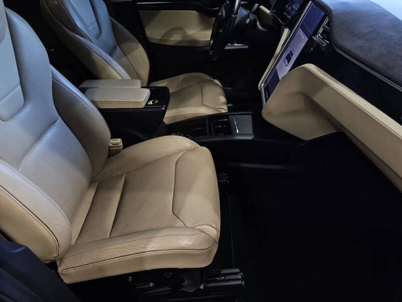 2016 Tesla Model X 90D