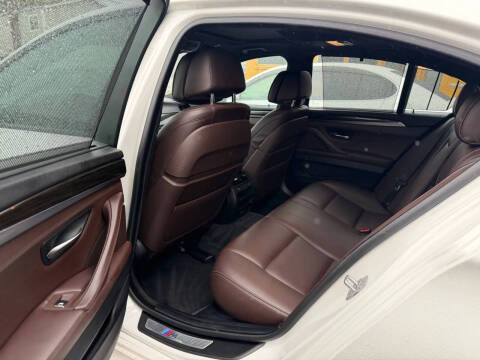 2014 BMW 5 Series 550i