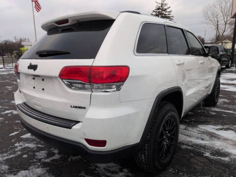 2017 Jeep Grand Cherokee Laredo